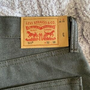 Levi's Men's Gray Jeans
